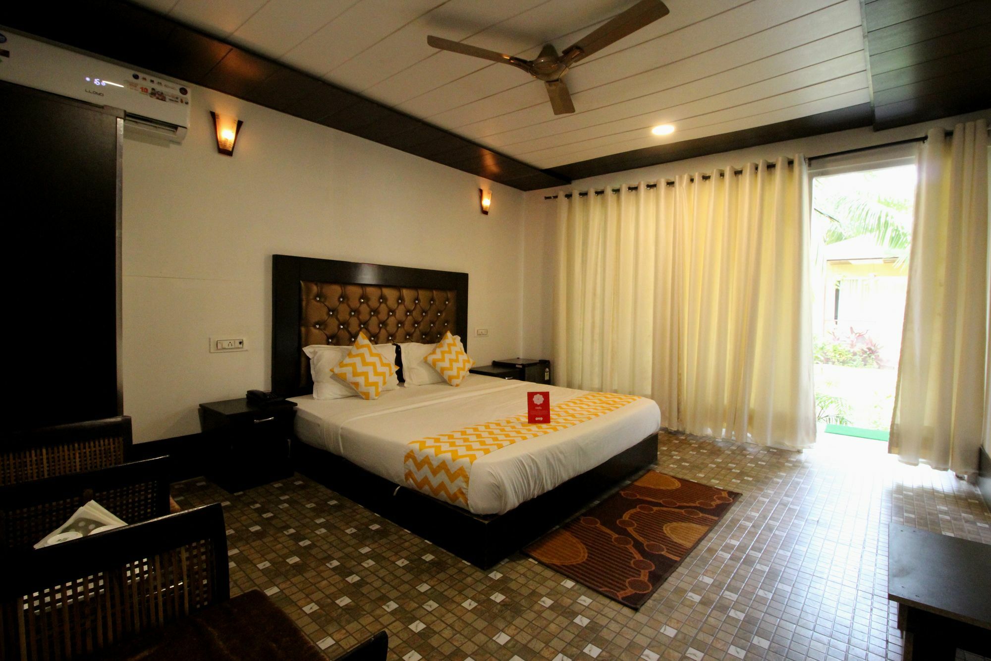 Collection O Retreat Morjim Resort Esterno foto